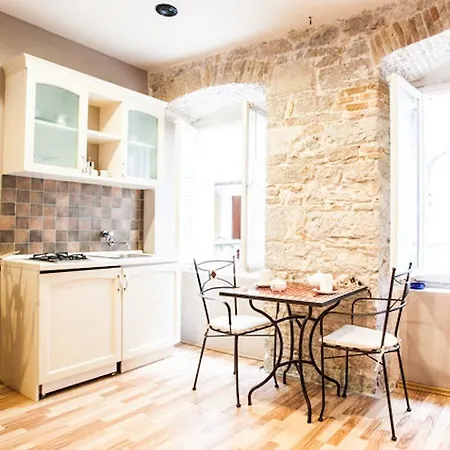 Zara City Apartments Kamer foto
